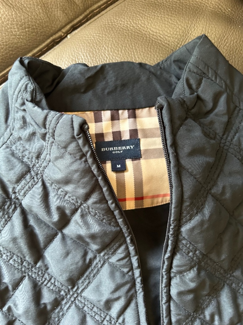 Burberry Golf Black Quilted Zip-Up Vest Medium
